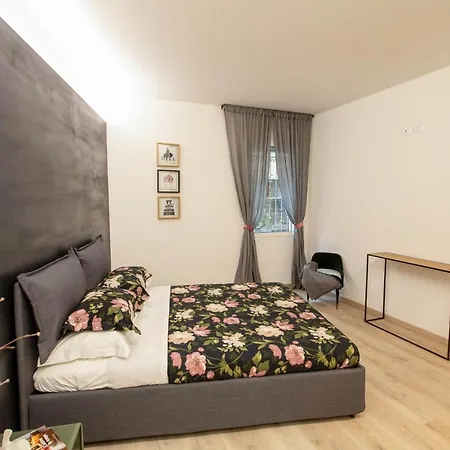 Moderno 140 Bassano Centro 아파트 *
